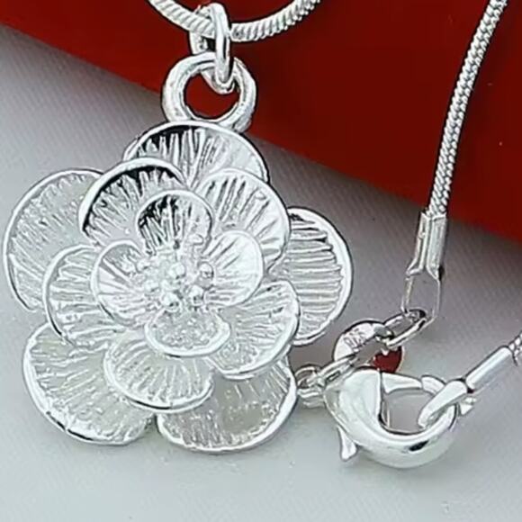 Handmade Jewelry - 925 Snake Chain Necklace W/ Silver Flower Pendant Woman's Christmas Birthday NEW